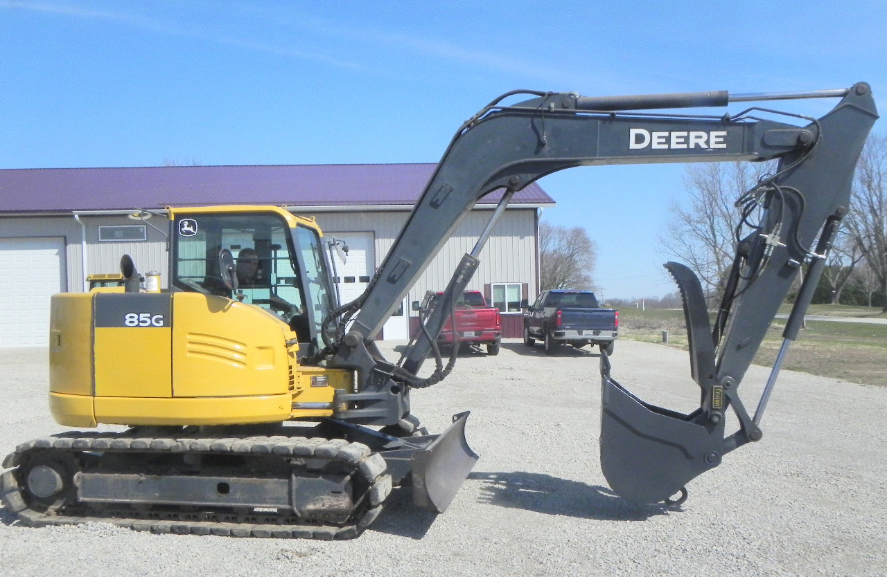 Hulls 151 Implement equipment